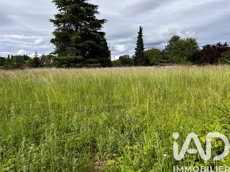 Terrain à bâtir à Saint-Piat (28130) · 86 000 €