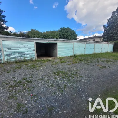 Garage in Chazelles-sur-Lyon (42140)