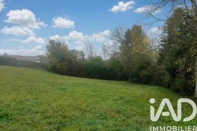Terrain à bâtir à Saint-Geoire-en-Valdaine (38620)