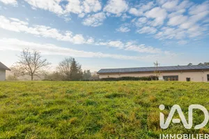 Terrain à bâtir à Saint-Geoire-en-Valdaine (38620)