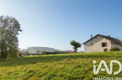 Terrain à bâtir à Saint-Geoire-en-Valdaine (38620)
