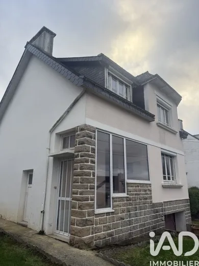 Townhouse at Gourin (56110)