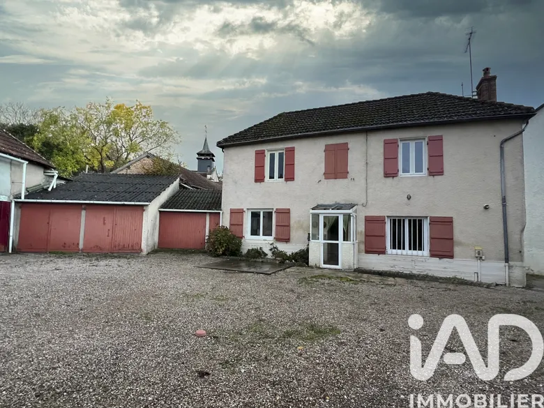 Maison 3 pièces 81 m² · à Le Pin · 81 m² · 44 000 €