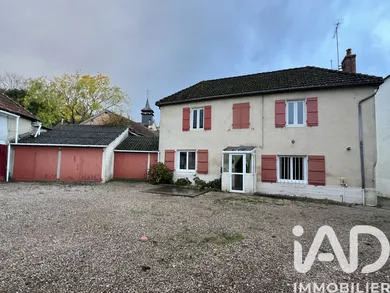 Village house in Le Pin (03130)