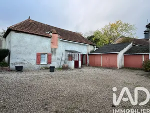 Maison de village à Le Pin (03130)