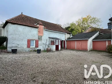Village house in Le Pin (03130)