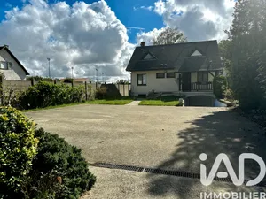 House at La Norville (91290)