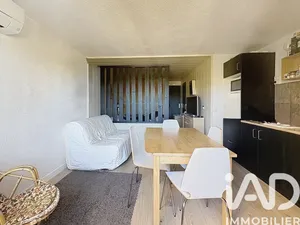 Apartment at Gruissan (11430)