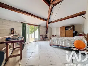 House at Beaucaire (30300)