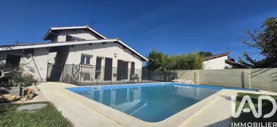Traditional house at Saint-Médard-en-Jalles (33160)