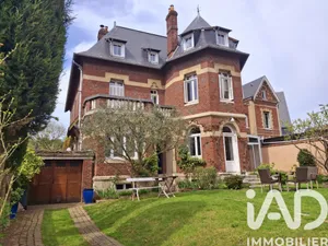 Maison à Mont-Saint-Aignan (76130)