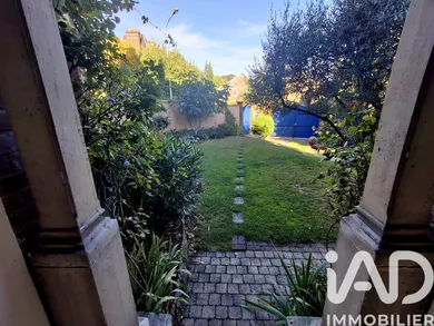 Maison à Mont-Saint-Aignan (76130)