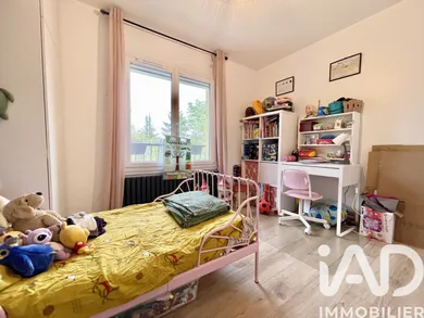 Apartment in Palaiseau (91120)