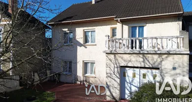 Maison traditionnelle à Sainte-Geneviève-des-Bois (91700)