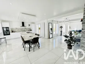 Maison traditionnelle à Champlan (91160)