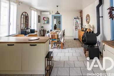 Maison à Saint-Denis-de-Pile (33910)