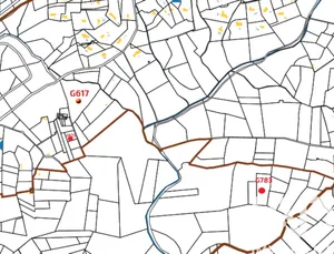 Land at Lorgues (83510)