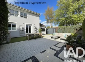 House at Juilly (77230)