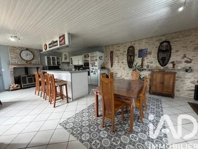 House in La Chapelle-Saint-Laurent (79430)