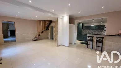 Maison de village à Saint-Genès-de-Castillon (33350)