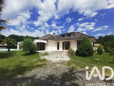 Maison à Saint-Yzan-de-Soudiac (33920)