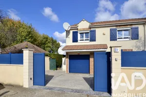 House at Carrières-sous-Poissy (78955)