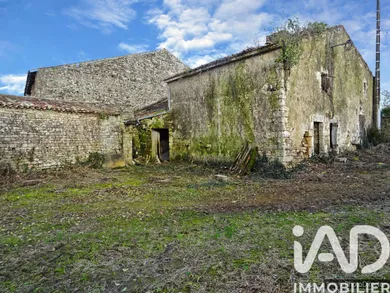 Maison de village à Ardin (79160)