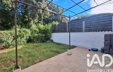 House in Rochefort-du-Gard (30650)