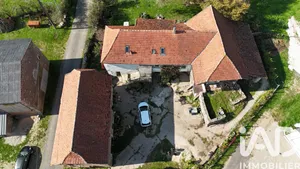 Maison de campagne à Goutrens (12390)