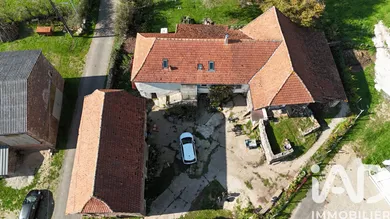 Maison de campagne à Goutrens (12390)