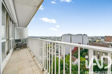 Apartment in Colombes (92700)