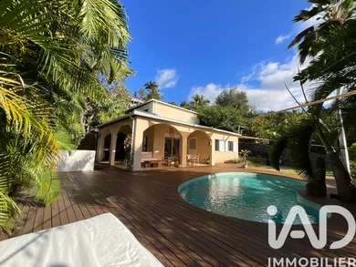 Traditional house at Saint Paul (97460)