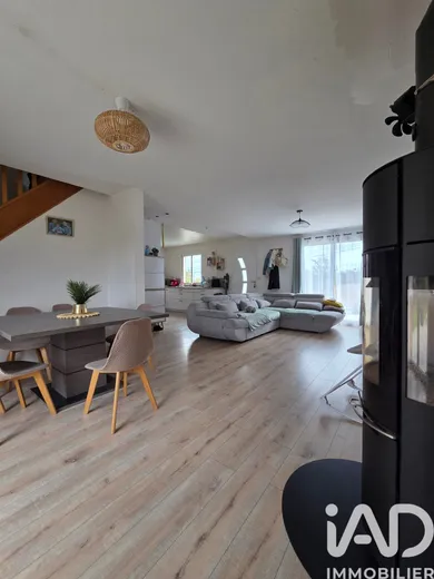 House in Mézières-sur-Ponthouin (72290)