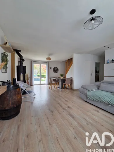 Maison à Mézières-sur-Ponthouin (72290)