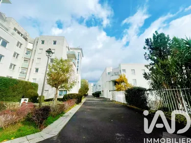 Appartement à Suresnes (92150)