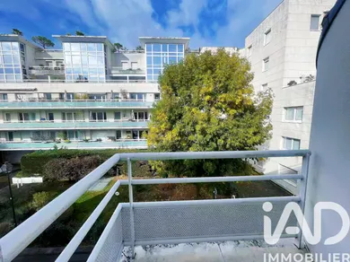 Appartement à Suresnes (92150)
