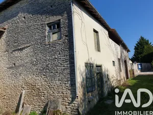 Maison de campagne à Arsonval (10200)