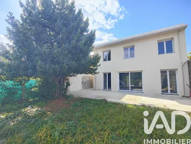 Maison d'architecte à Sainte-Geneviève-des-Bois (91700)