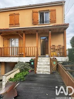 House at Montmagny (95360)