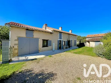 Village house in Verrières (86410)