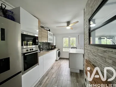 Apartment in Couëron (44220)