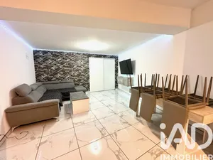 Townhouse in Pont-Saint-Esprit (30130)