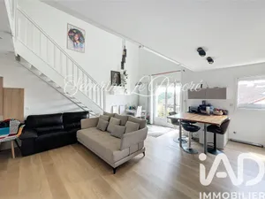 Apartment at Montmagny (95360)