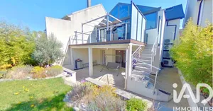 Maison traditionnelle à Villeneuve-le-Roi (94290)