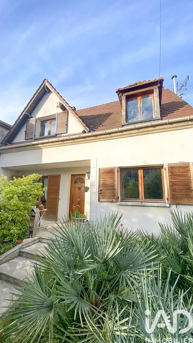 Maison à Stains (93240)