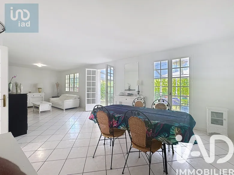 Maison 5 pièces 140 m² · à La Chapelle sur Erdre · 140 m² · 390 000 €