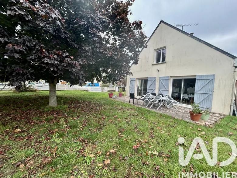 Maison 5 pièces 162 m² · à Varennes-sur-Loire · 162 m² · 198 000 €