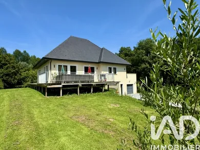Maison à Vieux-Bourg (14130)