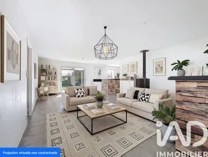 Maison à Sainte-Radégonde-des-Noyers (85450)