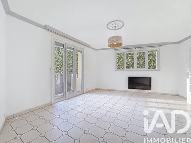 Apartment in Villemomble (93250)